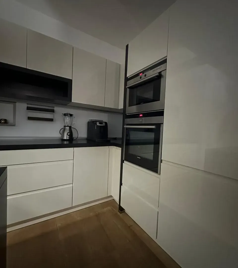 Izdavanje, jednosoban stan, 60m², City Kvart, Podgorica