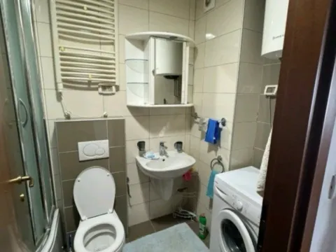 Izdavanje, jednosoban stan, 45m², City Kvart, Podgorica - image 6