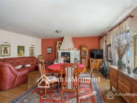 Sale, house, 250m², Kotor, Crna Gora - image 2