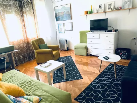 Izdavanje, jednosoban stan, 50m², Gorica C, Podgorica - image 1