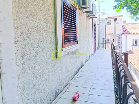 Prodaja, trosoban stan, 176m², Petrovac, Budva - image 16