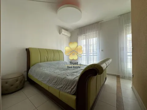 Izdavanje, jednosoban stan, 65m², City Kvart, Podgorica - image 15