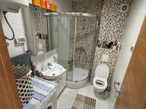 Sale, studio apartment, 38m², City Kvart, Podgorica - image 12