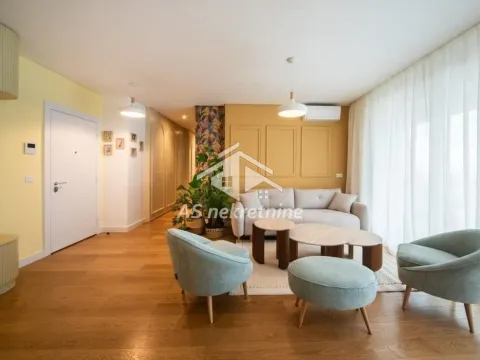 Izdavanje, trosoban stan, 100m², Vračar Sve Podlokacije, Beograd - image 2