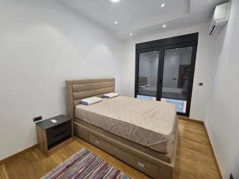 Izdavanje, četvorosoban stan, 118m², Kod Capital Plaze, Podgorica - image 8