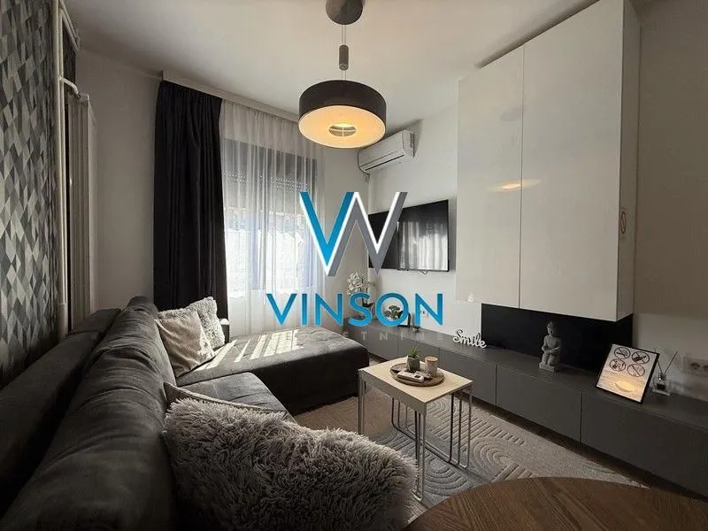 Prodaja, trosoban stan, 66m², Centar, Novi Sad