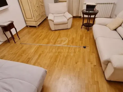 Izdavanje, jednosoban stan, 34m², Kalenić Pijaca, Vračar Sve Podlokacije - image 9