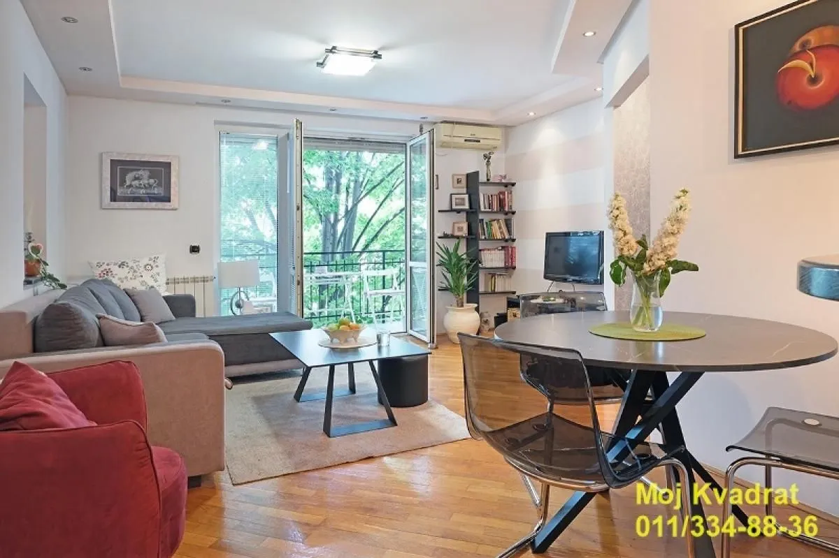 Prodaja, dvosoban stan, 54m², Kalenić Pijaca, Vračar Sve Podlokacije