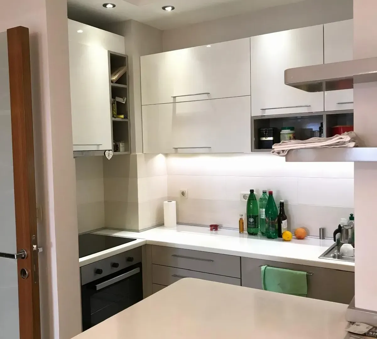 Prodaja, dvosoban stan, 79m², Centar, Podgorica
