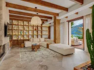 Sale, house, 420m², Dobrota, Kotor - image 10