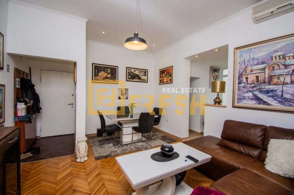 Rent, two bedroom apartment, 73m², Centar, Podgorica