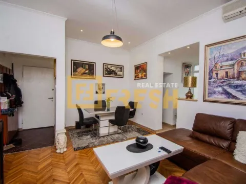 Izdavanje, dvosoban stan, 73m², Centar, Podgorica - image 3