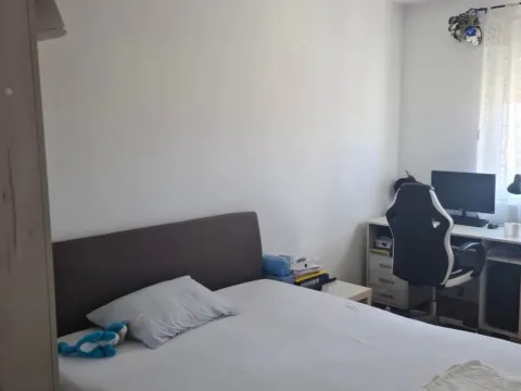 Sale, two bedroom apartment, 69m², Stari Aerodrom, Podgorica - image 7