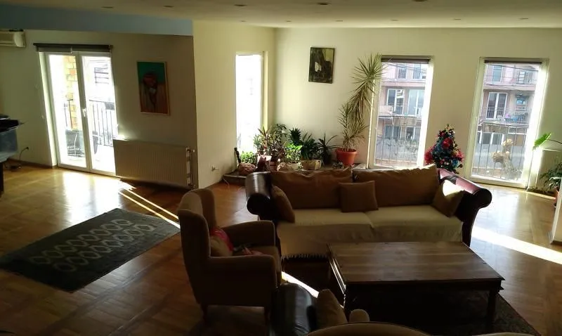 Sale, house, 350m², Banjica, Voždovac Sve Podlokacije