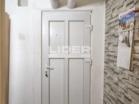 Sale, two bedroom apartment, 47m², Kanarevo Brdo, Beograd - image 11
