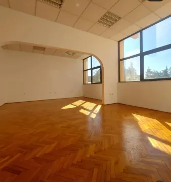 Rent, office space, 158m², Centar, Nikšić - image 6