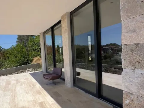 Prodaja, kuća, 189m², Herceg Novi, Crna Gora - image 2