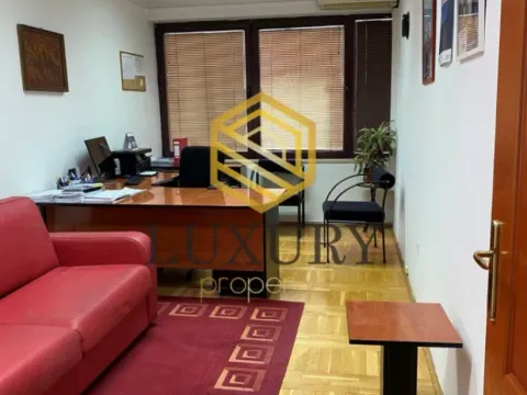Izdavanje, poslovni prostor, 93m², Preko Morače, Podgorica - image 4