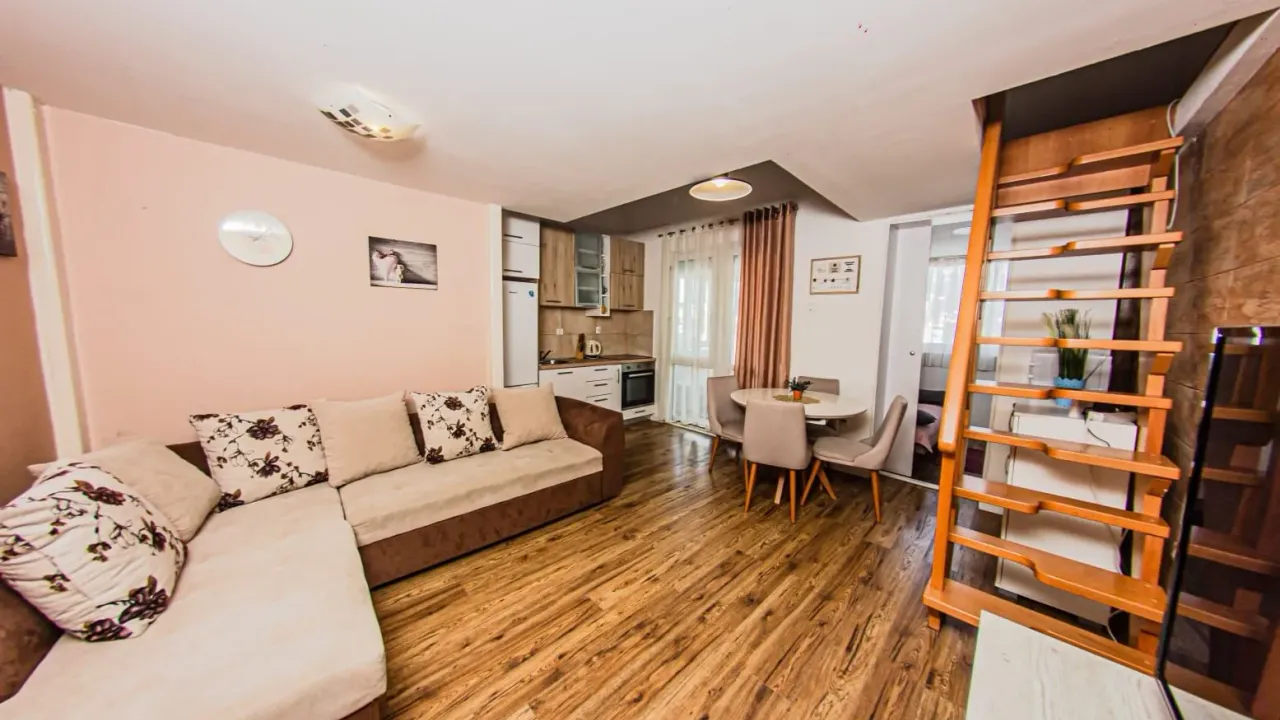 Sale, two bedroom apartment, 48m², Centar, Bar