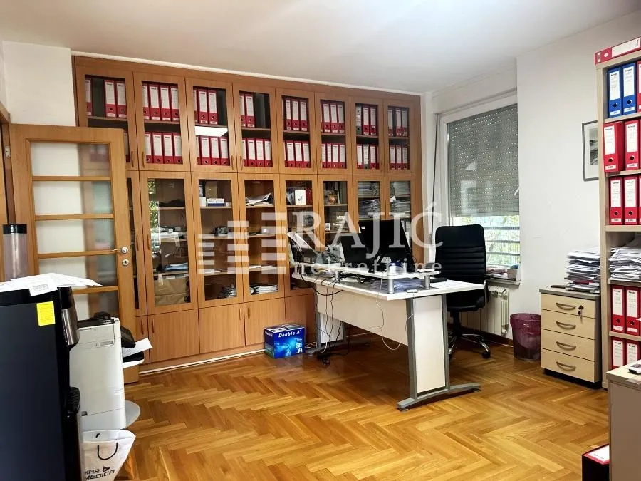 Rent, three bedroom apartment, 100m², Novi Beograd Sve Podlokacije, Beograd