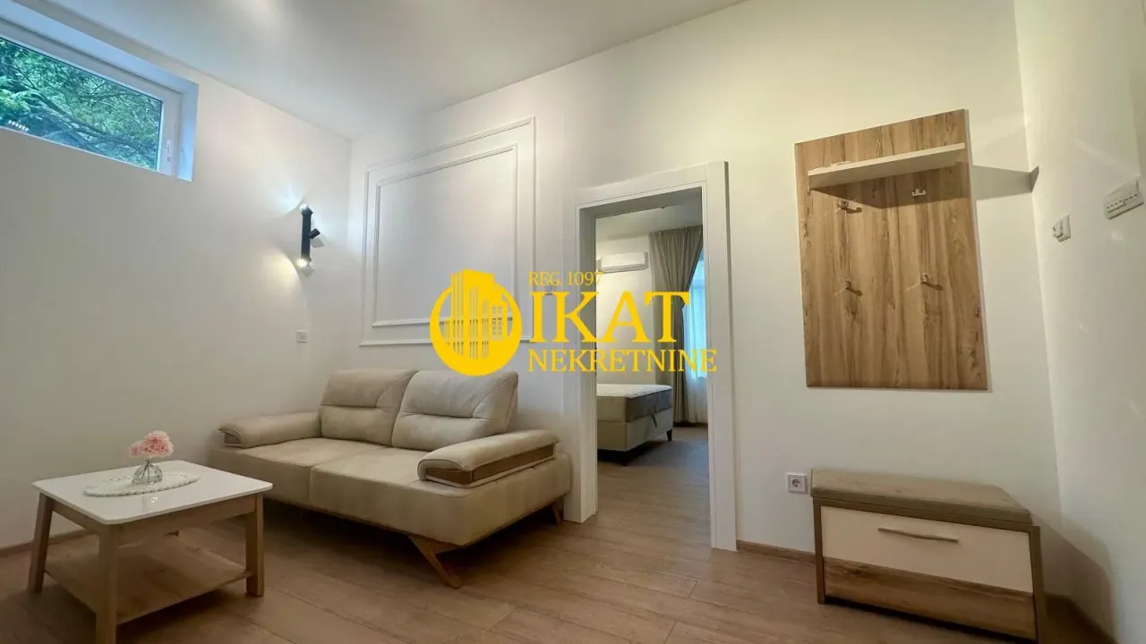 Sale, two bedroom apartment, 49m², Slavija, Vračar Sve Podlokacije