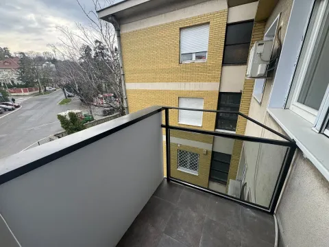 Izdavanje, poslovni prostor, 135m², Senjak, Beograd - image 10