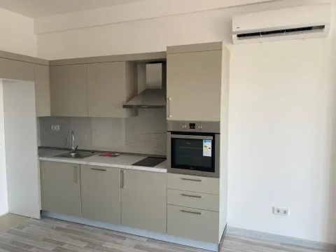 Prodaja, jednosoban stan, 38m², Centar, Bar - image 6