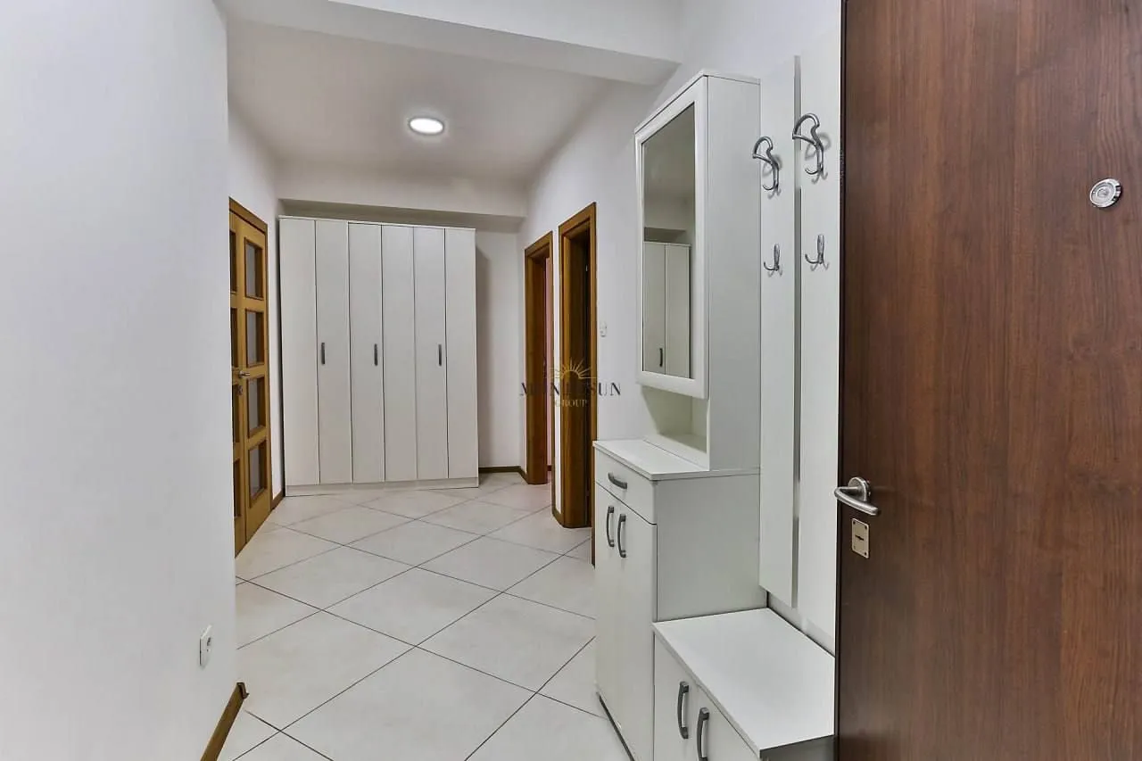 Rent, three bedroom apartment, 140m², Centar, Budva