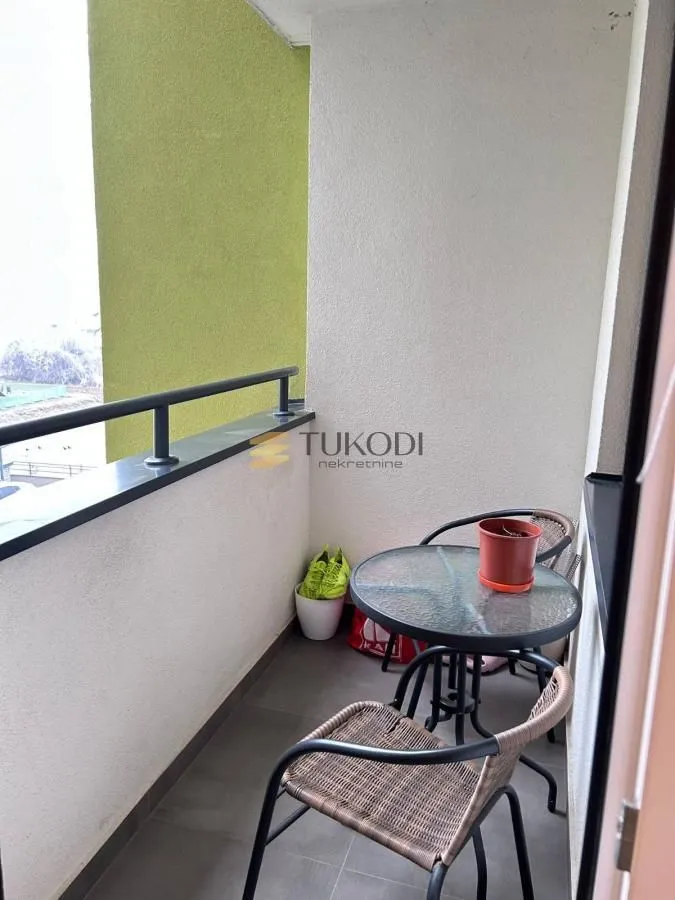 Prodaja, trosoban stan, 58m², Sremska Kamenica, Petrovaradin