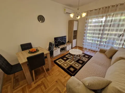 Izdavanje, stan, 42m², Tivat, Crna Gora - image 3