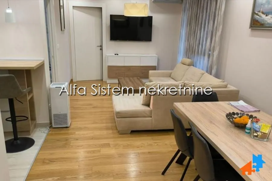 Rent, three bedroom apartment, 74m², Novi Beograd Blok 65, Novi Beograd Sve Podlokacije