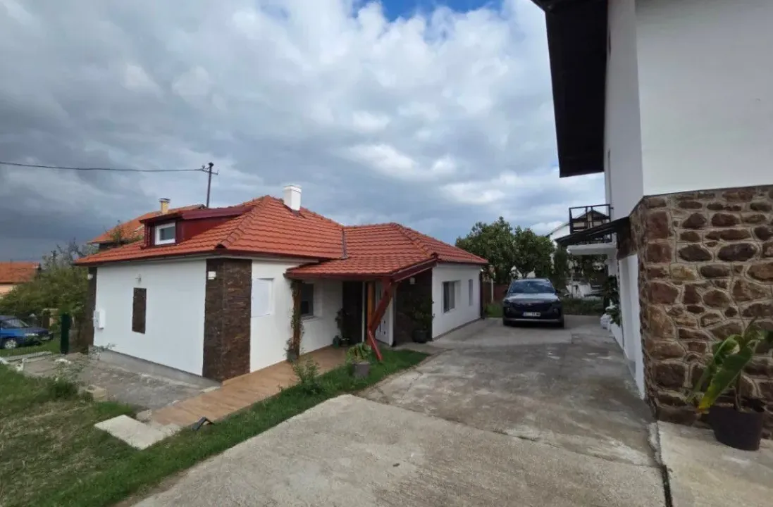 Prodaja, kuća, 128m², Čerević, Beočin