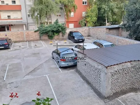 Prodaja, trosoban stan, 77m², Grbavica, Novi Sad Sve Podlokacije - image 17