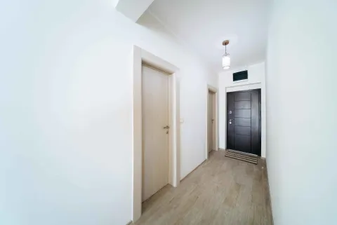 Prodaja, trosoban stan, 233m², Bečići, Budva - image 2
