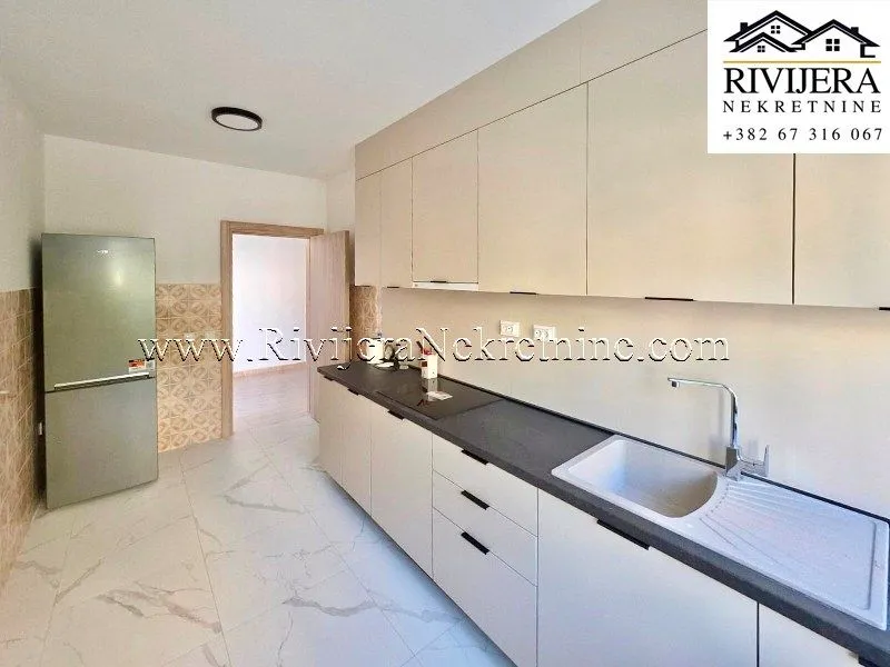Prodaja, kuća, 141m², Centar, Tivat