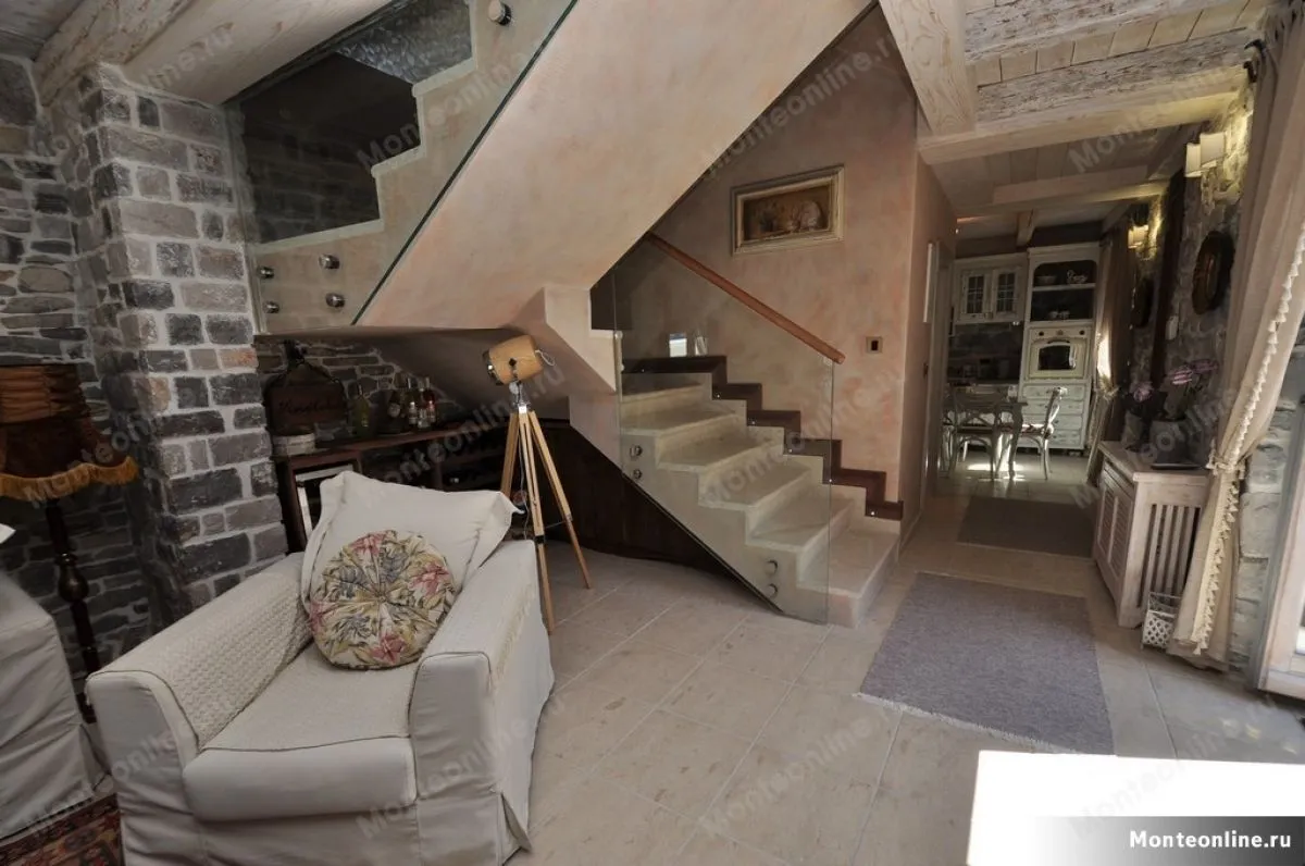 Prodaja, kuća, 105m², Tivat, Crna Gora