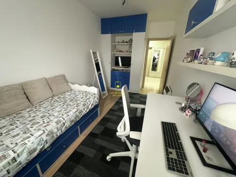 Prodaja, trosoban stan, 72m², City Kvart, Podgorica - image 11