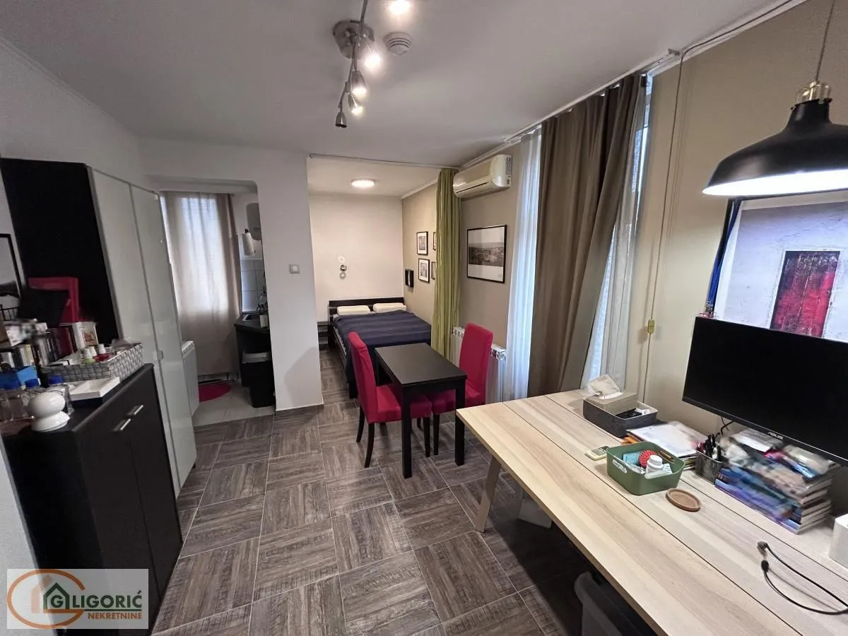 Sale, one bedroom apartment, 24m², Stari Grad, Beograd