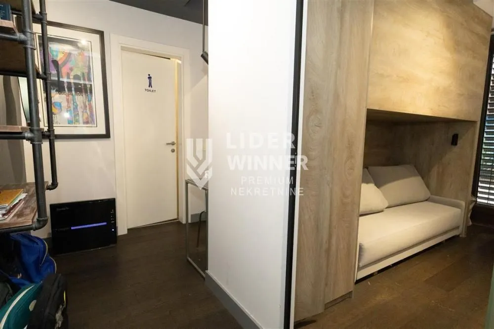 Prodaja, četvorosoban stan, 213m², Vračar Centar, Vračar Sve Podlokacije