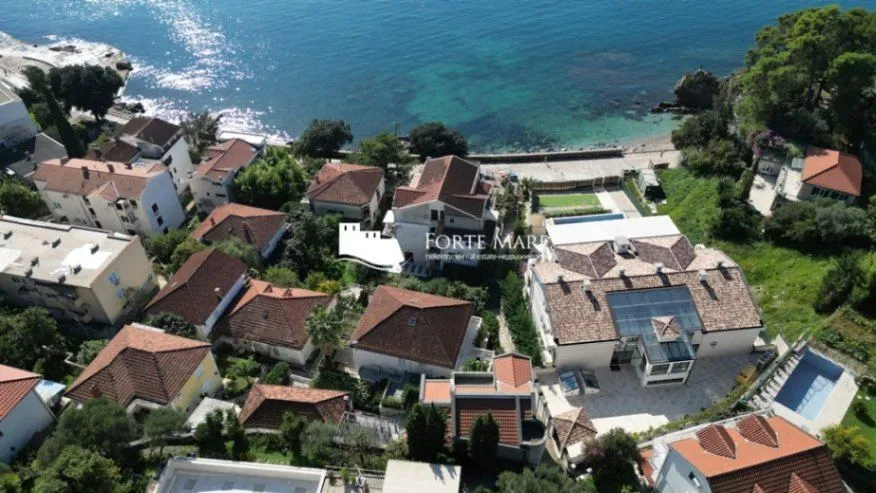 Prodaja, kuća, 264m², Herceg Novi, Crna Gora