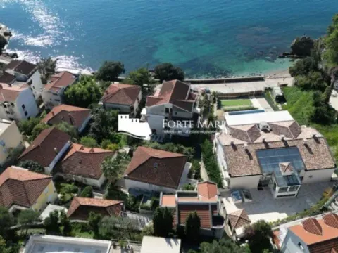 Prodaja, kuća, 264m², Herceg Novi, Crna Gora - image 11