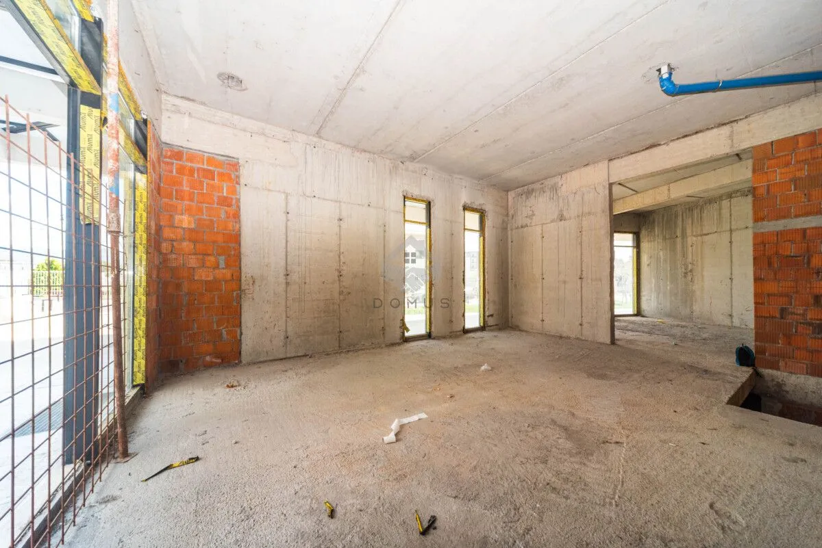 Rent, office space, 350m², Central Point, Podgorica