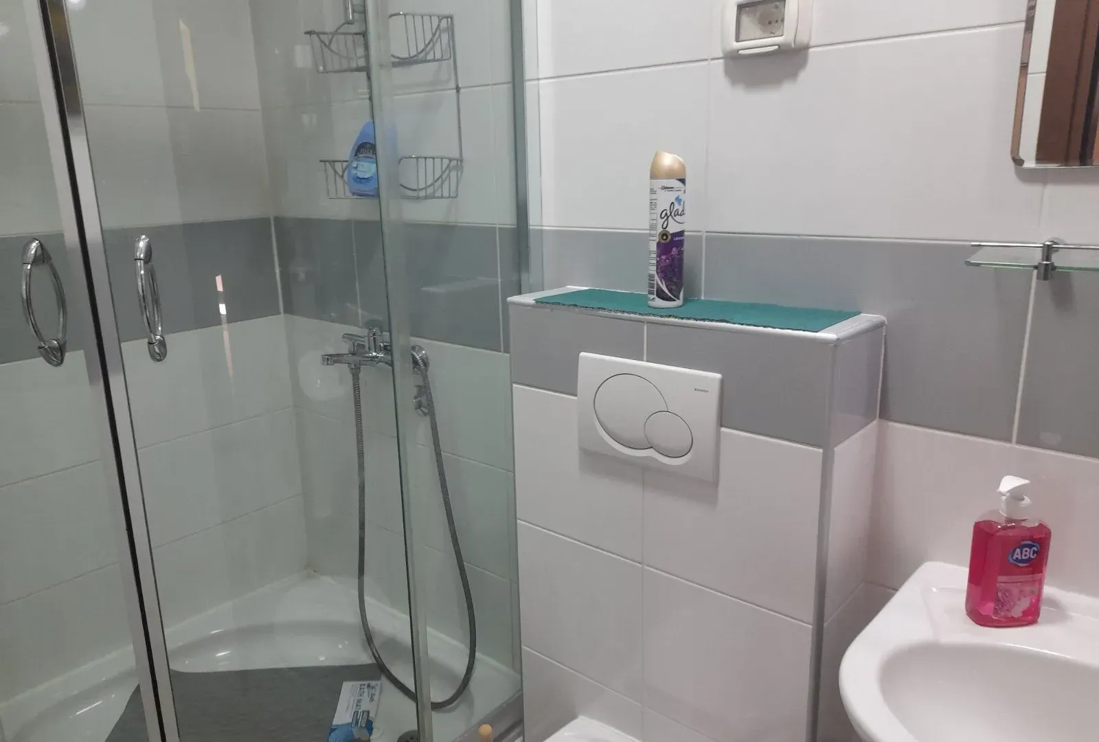 Rent, two bedroom apartment, 80m², City Kvart, Podgorica