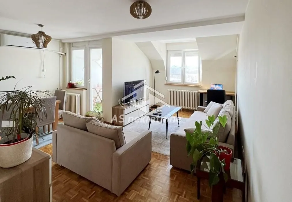 Rent, three bedroom apartment, 80m², Voždovac Sve Podlokacije, Beograd