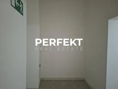 Rent, office space, 75m², Centar, Pančevo - image 8