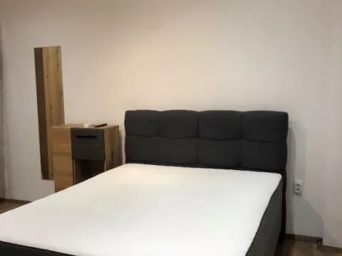 Rent, four bedroom apartment, 87m², Crveni Krst, Beograd - image 8