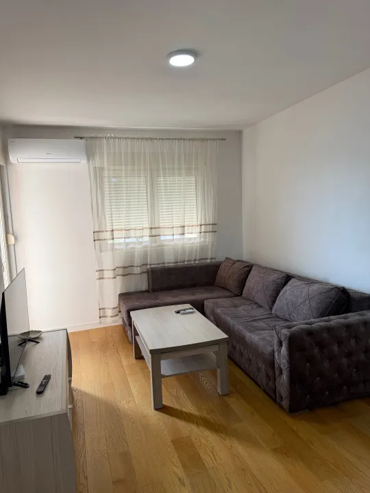 Rent, studio apartment, 50m², Central Point, Podgorica