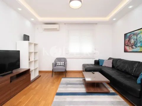 Izdavanje, jednosoban stan, 45m², City Kvart, Podgorica - image 5