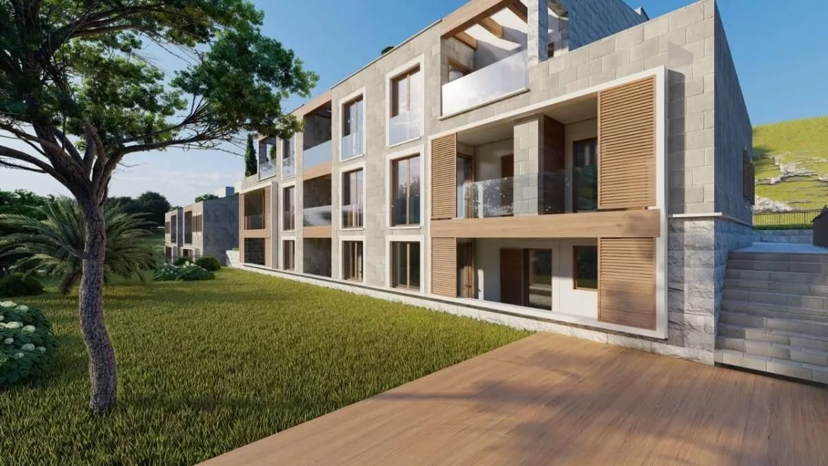 Prodaja, plac, 2200m², Bečići, Budva