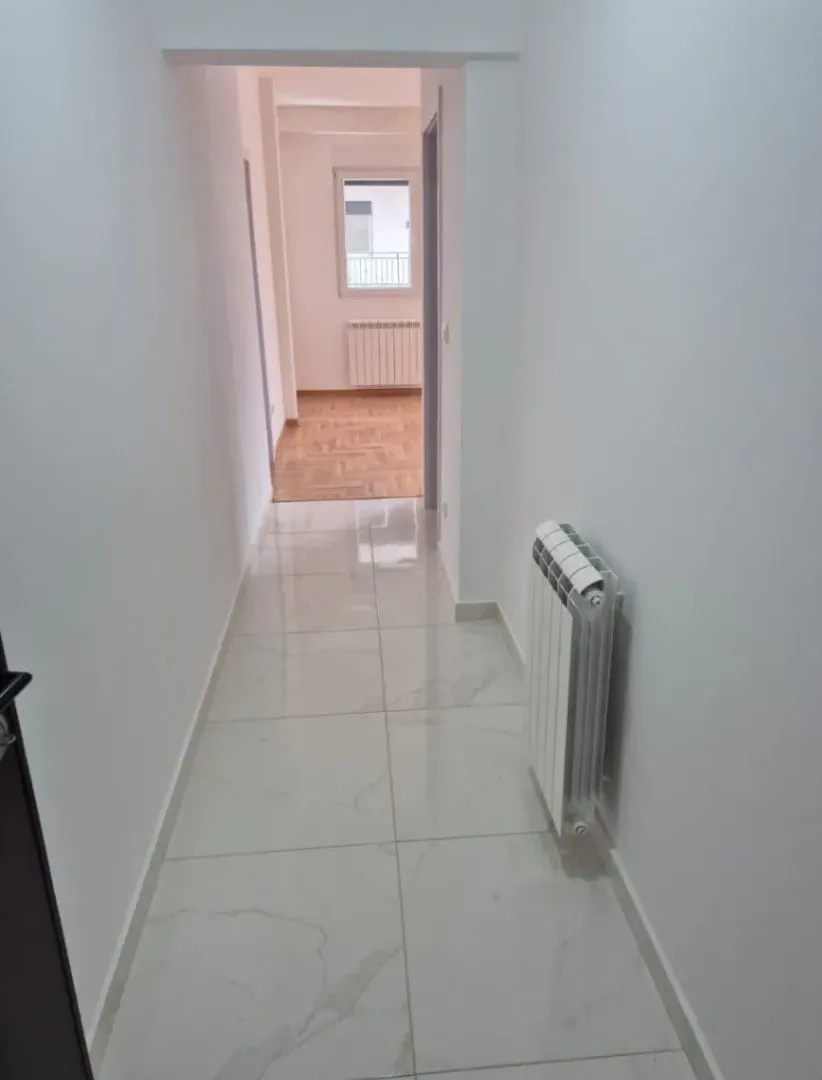 Prodaja, dvosoban stan, 57m², Ledine, Beograd